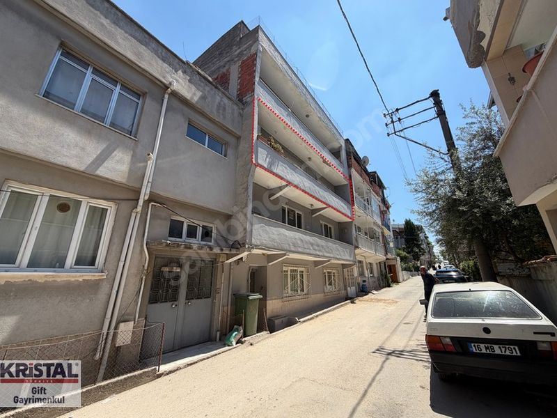 Bağlarbaşında 3+1 Bakımlı Geniş Arakat Daire