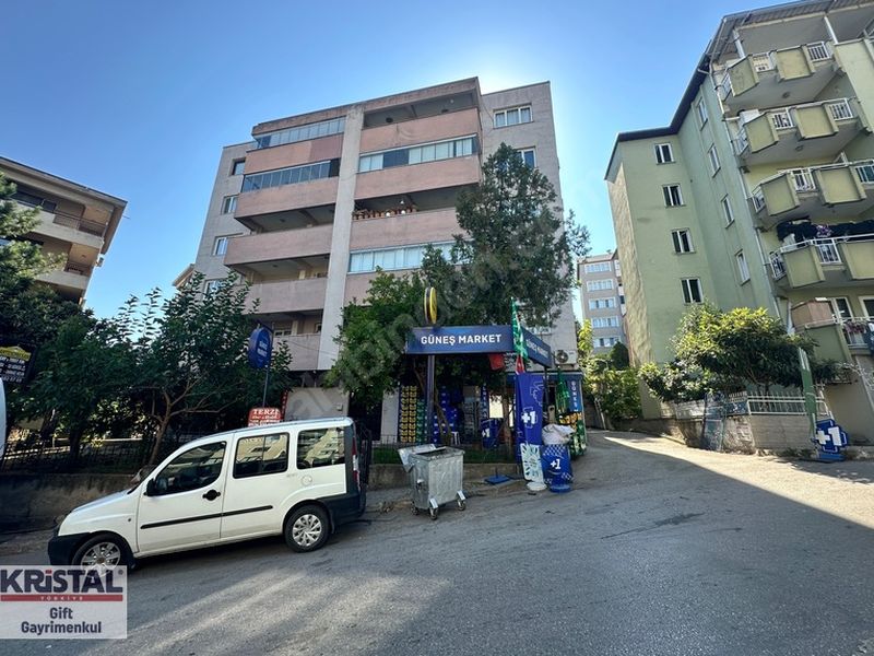 Hat Caddesi'nde Ali Osman Sönmez Hastanesi'ne Yakın Satılık 4+1