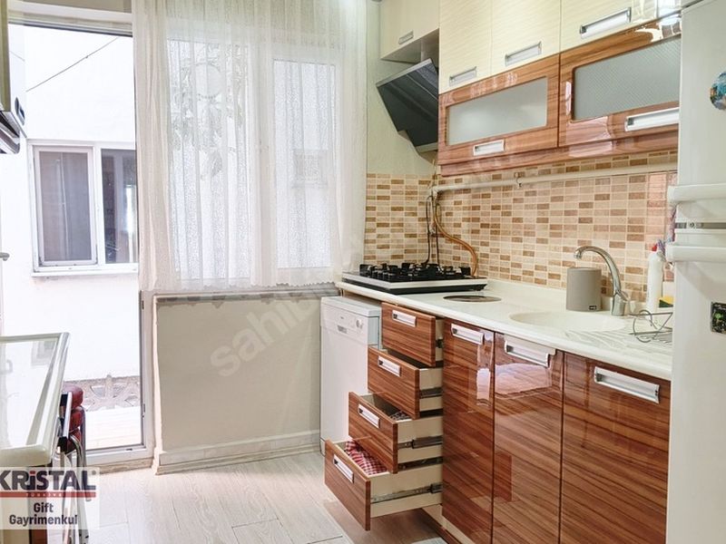 Esentepe İstasyonu Yanı 2+1 100 m² Satılık Daire